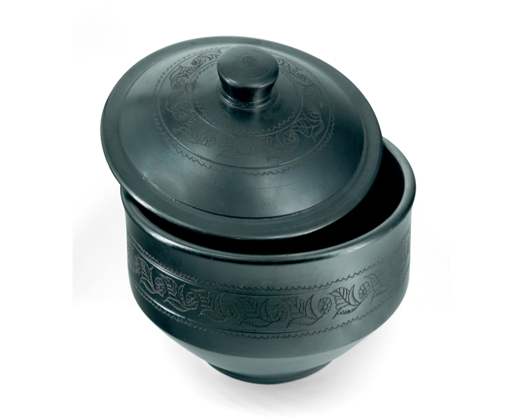 Black Clay Pottery Photography Handi & Bowl with Cover 